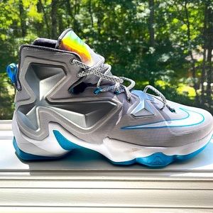 Brand new never worn Nike sneakers size 12